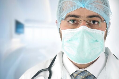 Ближневосточную эпидемию по миру разносят... медики | Фото: Thinkstock
