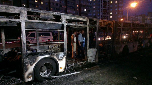 В одном из районов Киева взорвался пассажирский автобус | Фото: AFP
