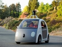 Google создал автомобиль-робот без руля и педалей