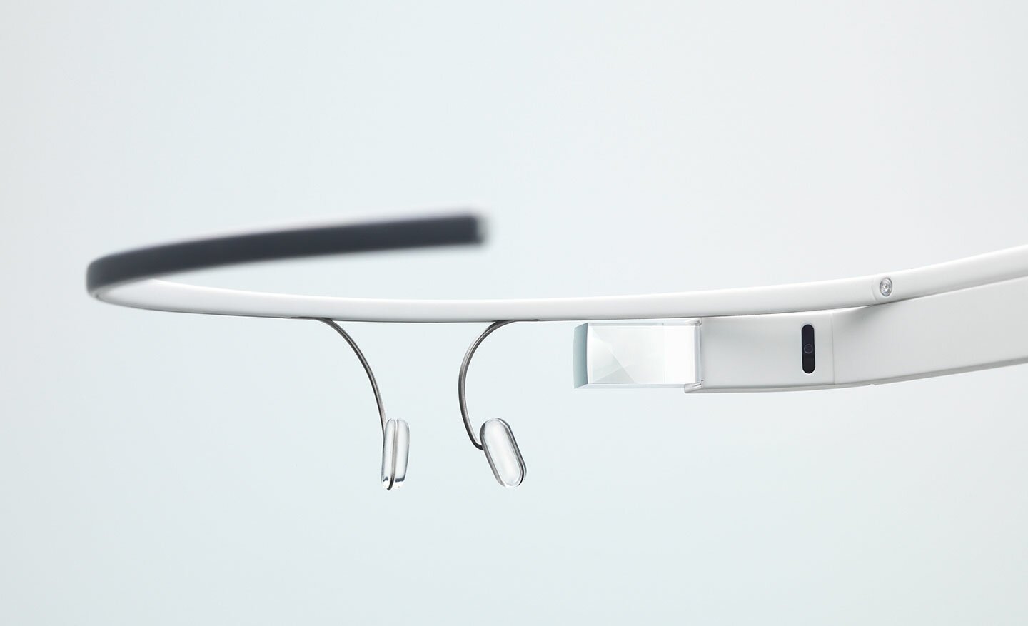 Очкам Google Glass запретили показывать порно и эротику | Фото: AFP