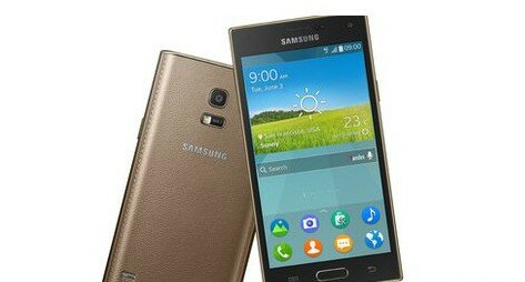 Samsung выпускает первый смартфон на базе Tizen | Фото: AFP