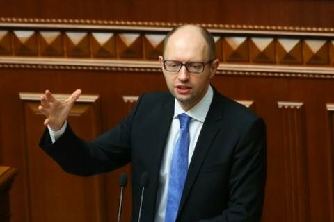 Яценюк предсказывает экономическое падение - 5% 