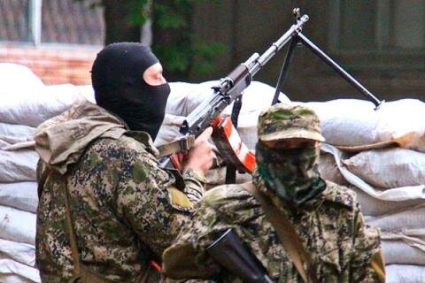 Бои за Славянск не утихают, в городе нет электричества 