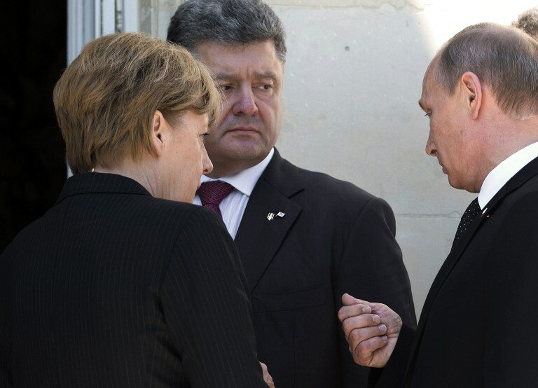 Порошенко: меня не волнует, что думает Путин о моей стране | Фото: AFP