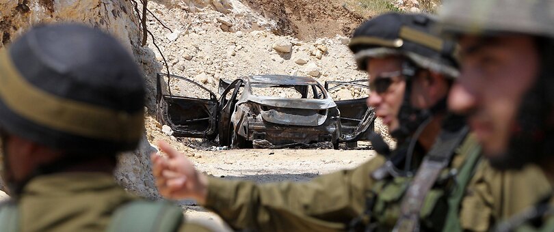 ЦАХАЛ расставил КПП, чтобы не допустить вывоз пропавших | Фото: AFP