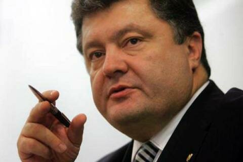 Порошенко накажет виновных за трагедию в Луганске 