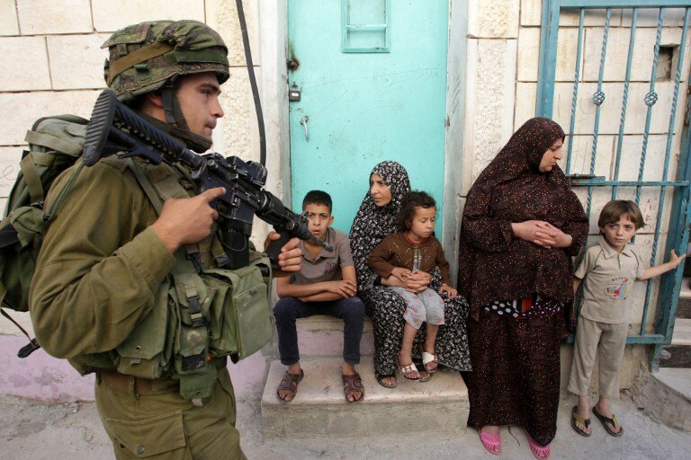 ЦАХАЛ. Ночные поиски подростков | Фото: AFP