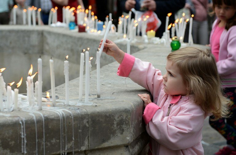 Киев. Штурм посольства России | Фото: AFP