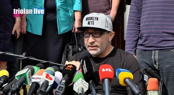 Харьков встретил из Израиля своего мэра Кернеса | Фото: AFP