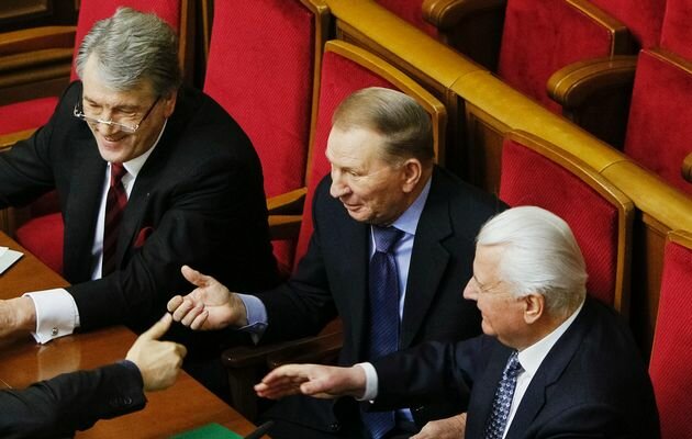 Экс-президенты Украины обратились к Путину | Фото: AFP