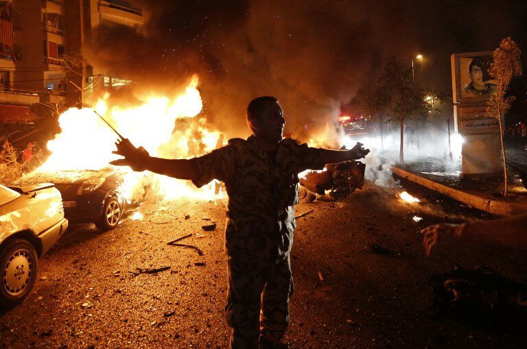 Ночью в Бейруте взорвался смертник | Фото: AFP