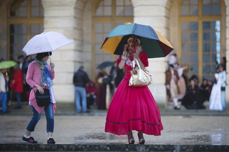 Маскарад в Версале | Фото: AFP
