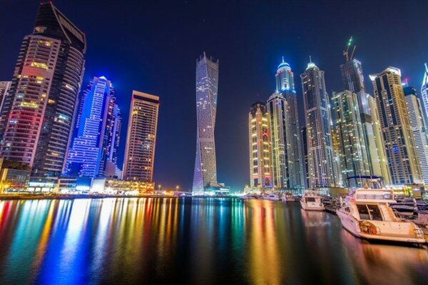 Крутой поворот: Дубае открывает Cayan Tower