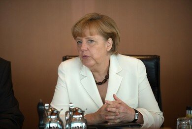 Меркель защищает сотрудничество со спецслужбами США | Фото: AFP