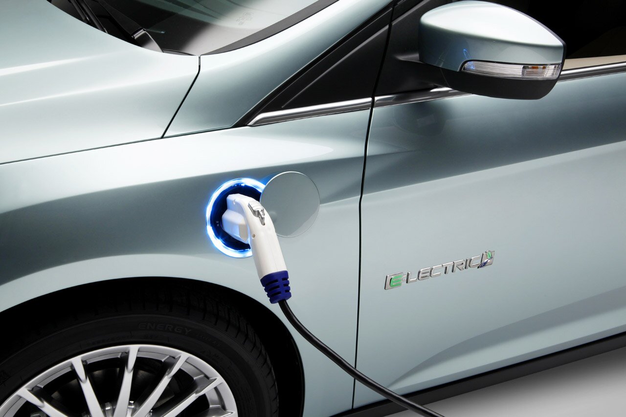 Ford в США снижает цену на экологичный Focus Electriс 