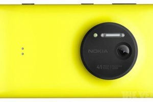 Nokia показала смартфон с 41-мегапиксельной камерой 