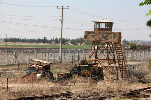 Турция стягивает войска к сирийской границе | Фото: AFP