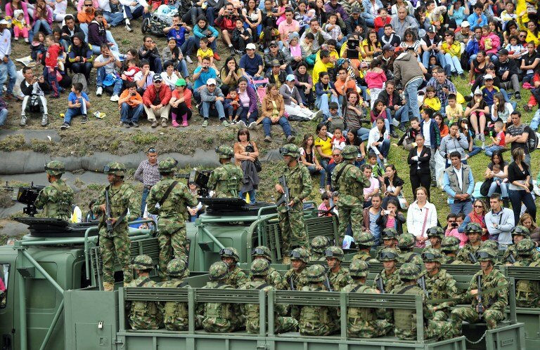 Как в Колумбии праздновали День независимости | Фото: AFP