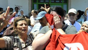 Оба тунисских оппозиционера убиты из одного оружия 