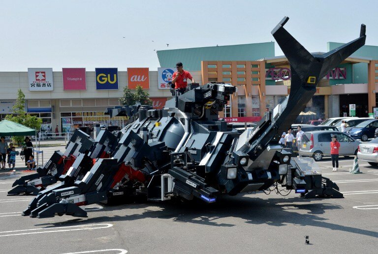 Японский жук-робот весом в 17 тонн | Фото: AFP