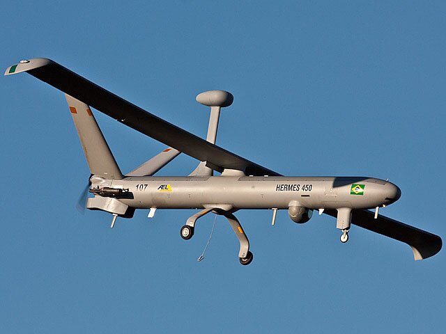 'Hermes 450 da FAB' by Força Aérea Brasileira - http://www.fab.mil.br/portal/capa/index.php?mostra=5209. Licensed under Law N° 9610 (Brazil) via Wikimedia Commons - http://commons.wikimedia.org/wiki/File:Hermes_450_da_FAB.jpg#mediaviewer/File:Hermes_450_da_FAB.jpg