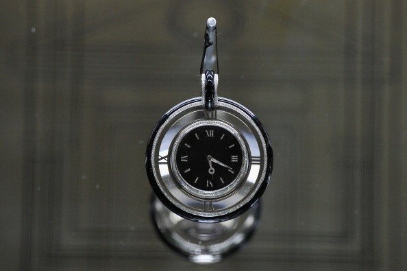 Аристократия 21-го века примеряет новейшую коллекцию Cartier | Фото: Getty Images