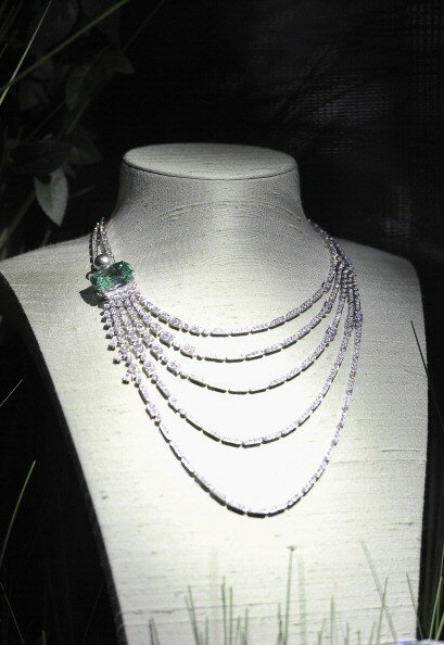 Аристократия 21-го века примеряет новейшую коллекцию Cartier | Фото: Getty Images