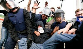 Полиция Ирака преследует геев | Фото: Thinkstock