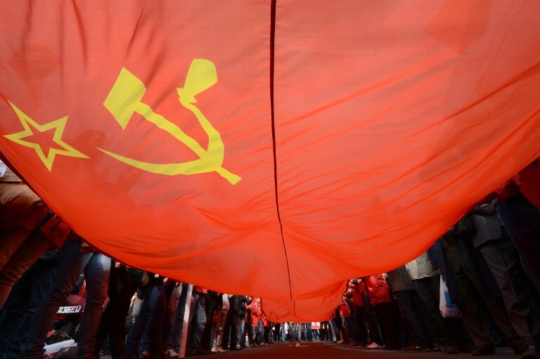 Родина-мать зовет: против Путина и коммунальных платежей | Фото: AFP