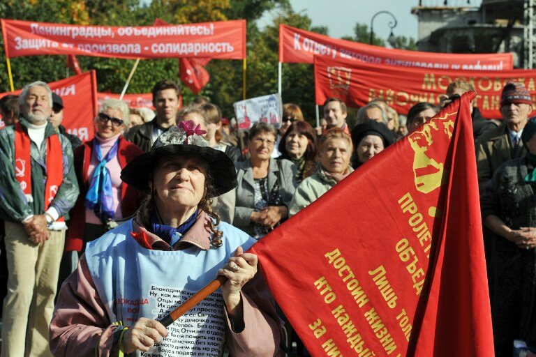 Родина-мать зовет: против Путина и коммунальных платежей | Фото: AFP