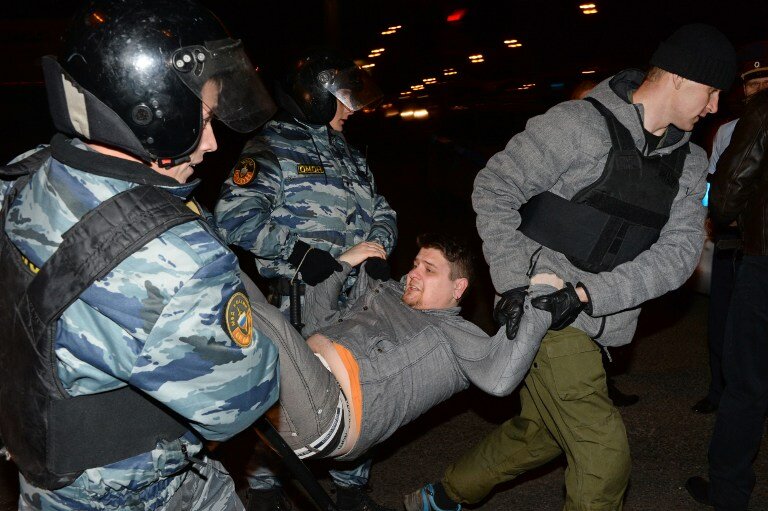 Бирюлево против мигрантов, ОМОН - против Бирюлево | Фото: AFP