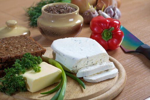 Сыр и сливочное масло полезны для сердца | Фото: Thinkstock