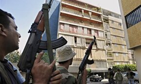 Израиль обеспокоен угрозой `шиитского переворота` в Ливане 