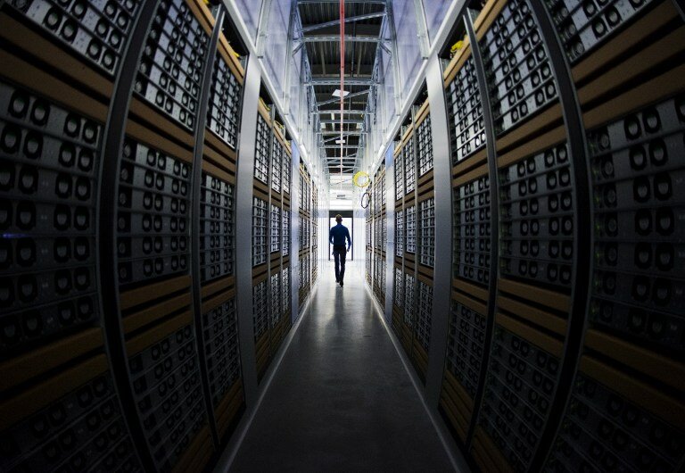 Внутри facebook | Фото: AFP