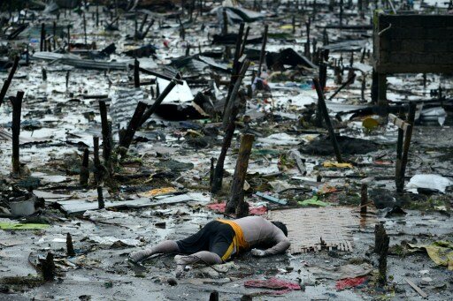 Количество жертв тайфуна на Филиппинах превысило 10 тысяч | Фото: AFP
