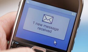 3 ноября: 20 лет со дня отправки первого SMS | Фото: Thinkstock