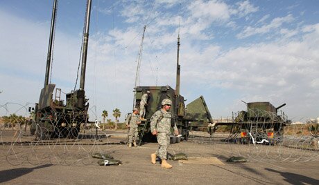 США направляют в Ирак сверхточные ракеты и дроны | Фото: AFP