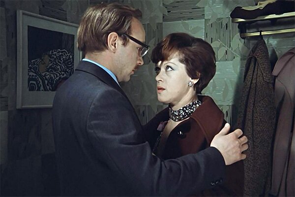 `Мымре` 80: Алиса Фрейндлих отмечает юбилей | Фото: кадр из фильма 'Служебный роман'
